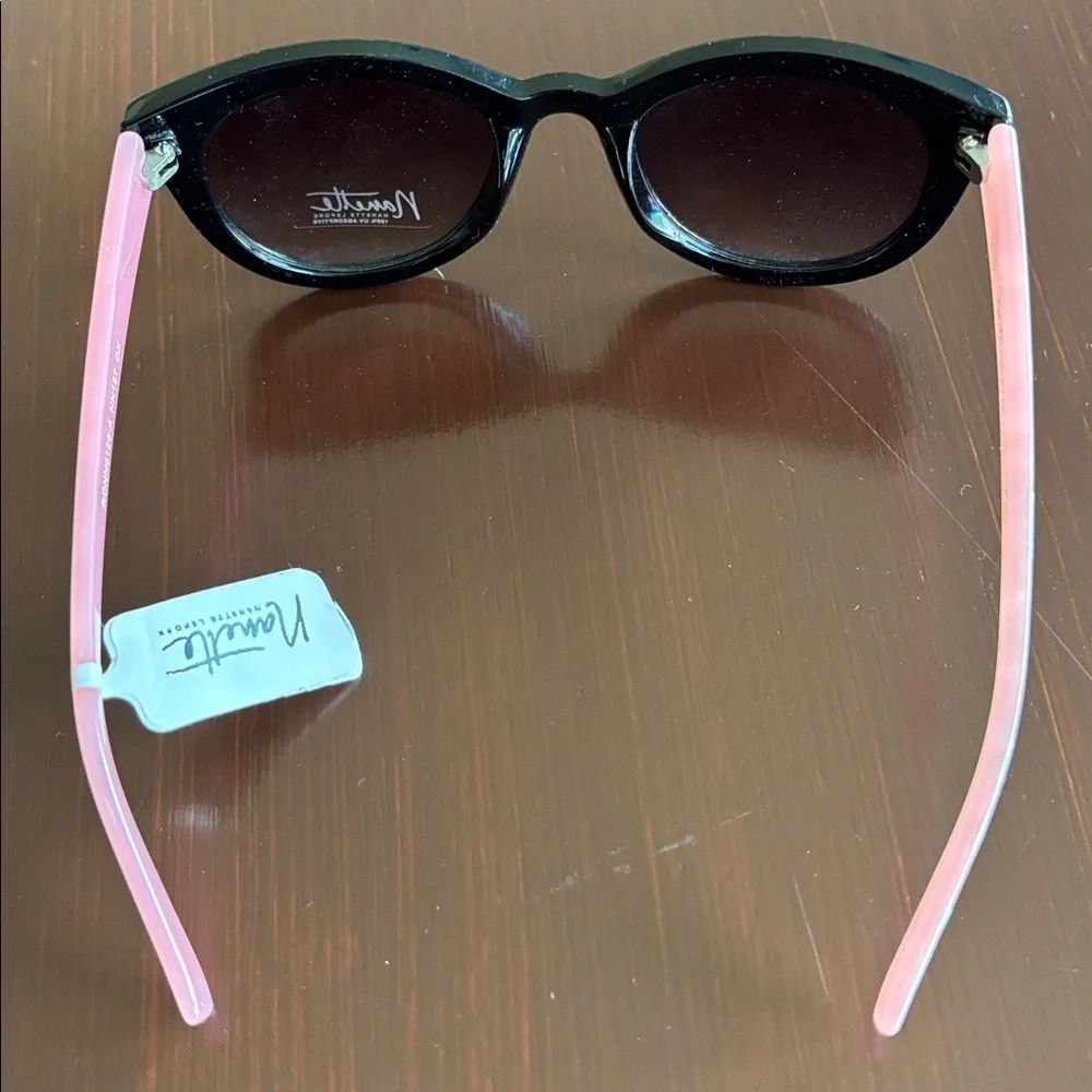 Nanette Lepore 100% UV protection,pearl pink arms,black round/square frame,NN157